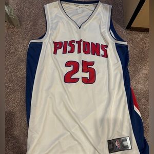Derrick Rose Detroit Pistons Fanatics Branded Team Jersey